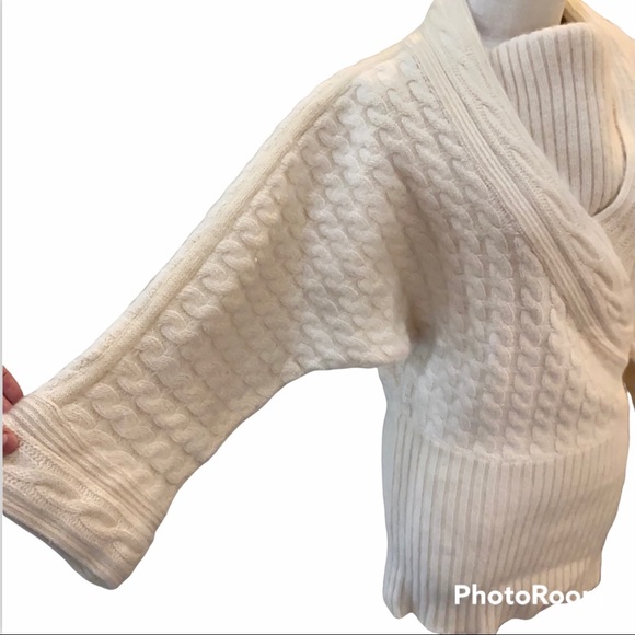 Francesco Ghini Ivory Cable Knit Sweater Tunic (M) - Picture 3 of 5